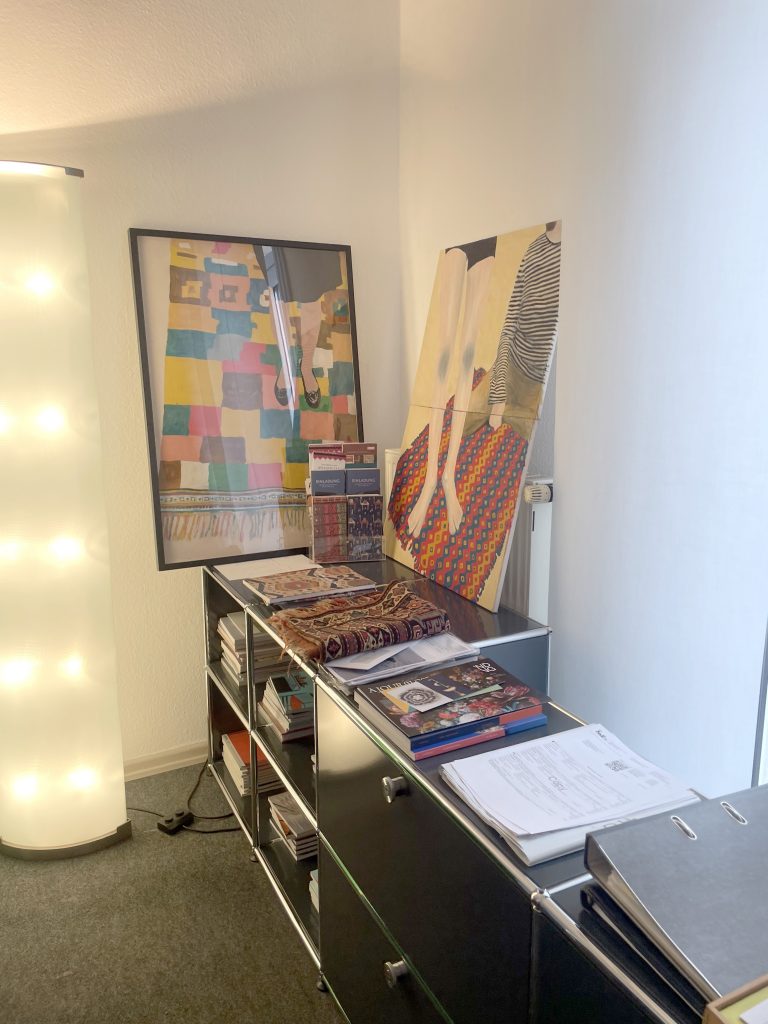 Carpets, Phones & … 5rb eacb8956 ca5f 4358 9919 5ebbd5091af7